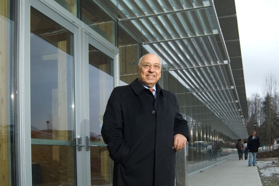 Dr. Djavad Mowafaghian